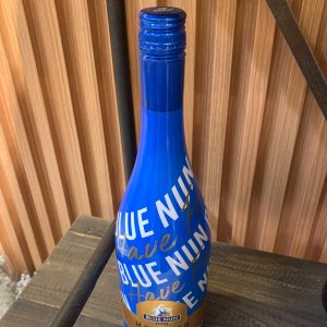 לבן מבעבע חצי יבש BLU NUN