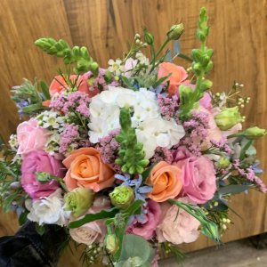 זר כלה ורוד-אפרסק